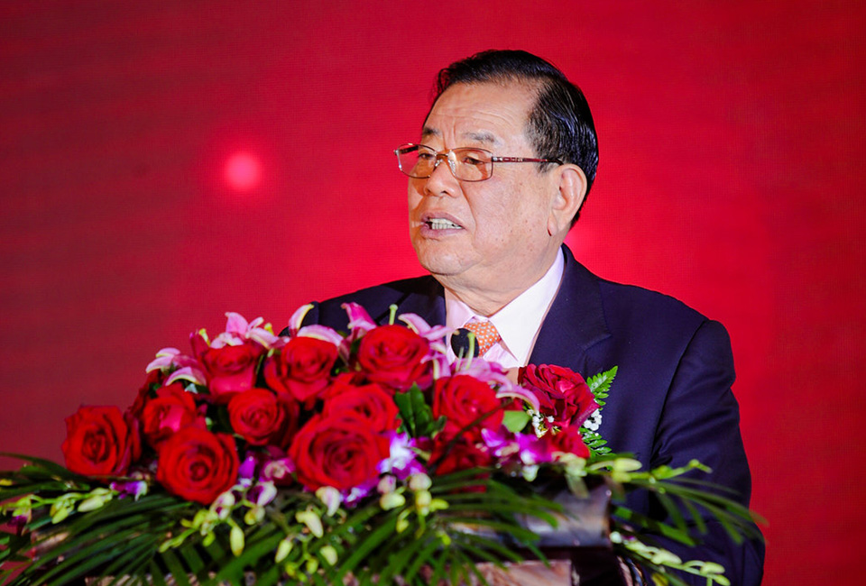 德業(yè)人將用心堅守使命,<br>為實現(xiàn)夢想不懼櫛風(fēng)沐雨、砥礪前行。